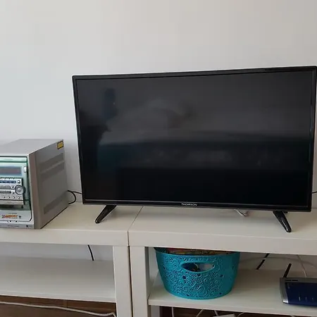 Apartament Pod Mostem 2 *